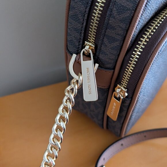 Michael Kors Jet Set Travel Medium Logo Crossbody Bag - Picture 6 of 6